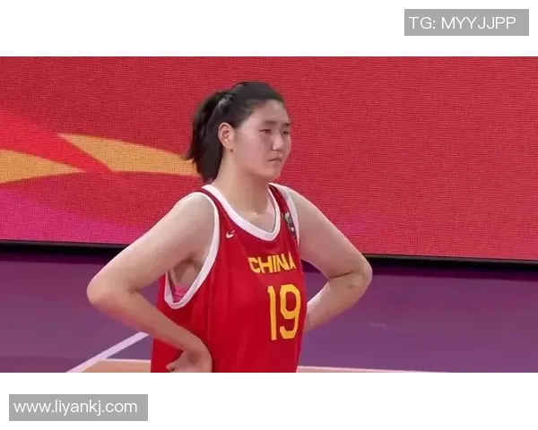 中国女篮新星崛起17岁1米93天才接班张子宇展现无限潜力